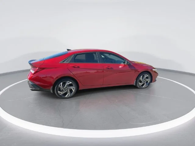 Used 2025 Red Hyundai SEL Sport image 9