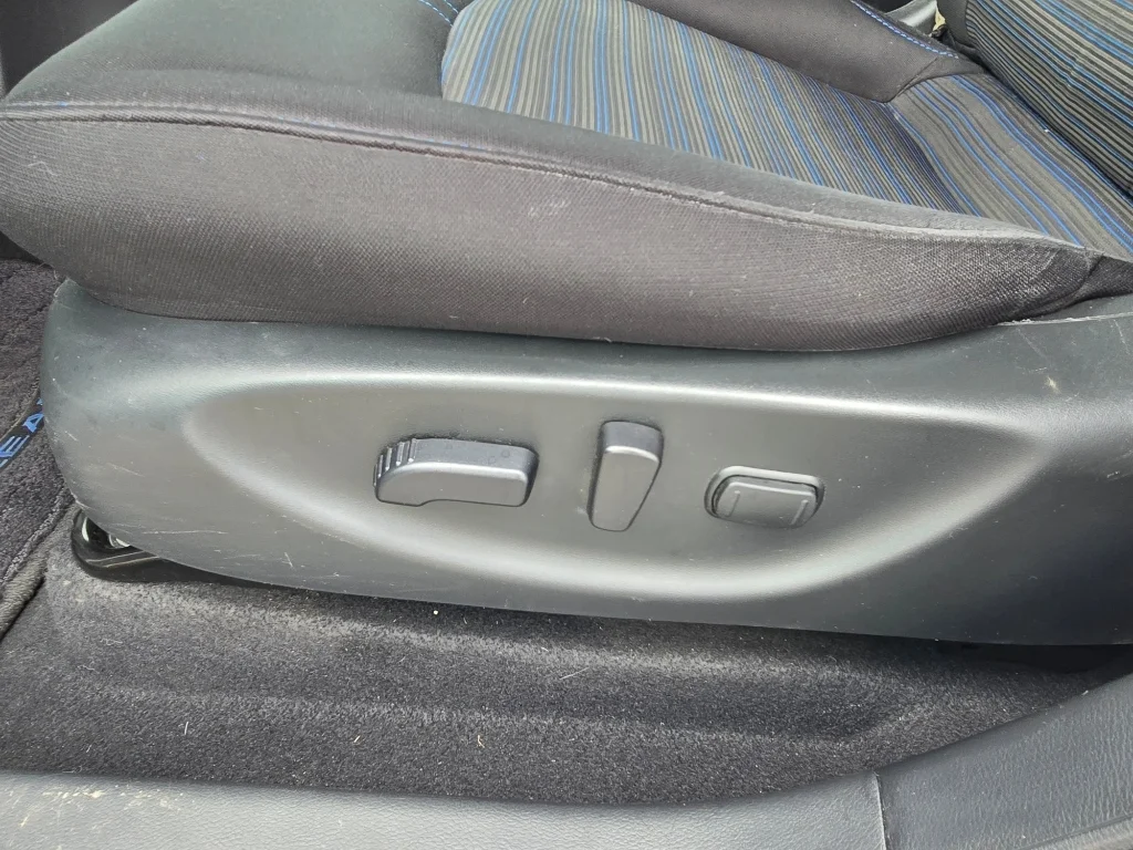 Used 2024 Brilliant Silver Metallic Nissan SV PLUS image 16