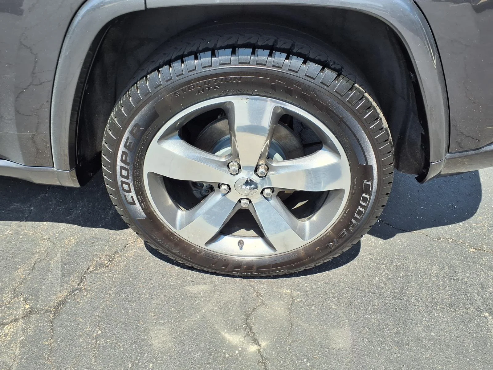 Used 2015 Gray Jeep Overland image 6