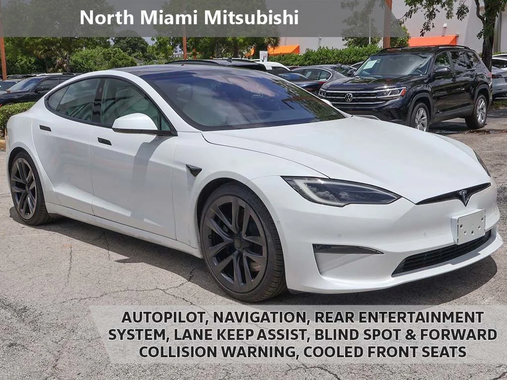 2023 Tesla Model S Standard Range's photo