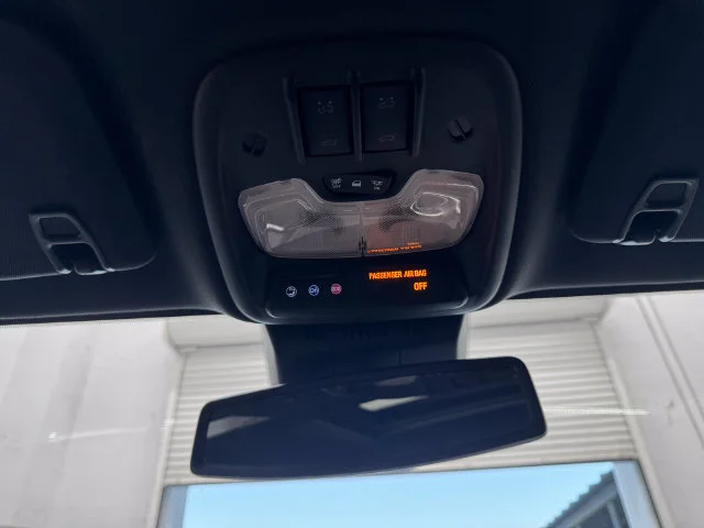 Used 2023 Sterling Metallic GMC Denali image 41