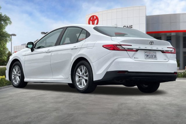 Used 2025 White Toyota LE image 6