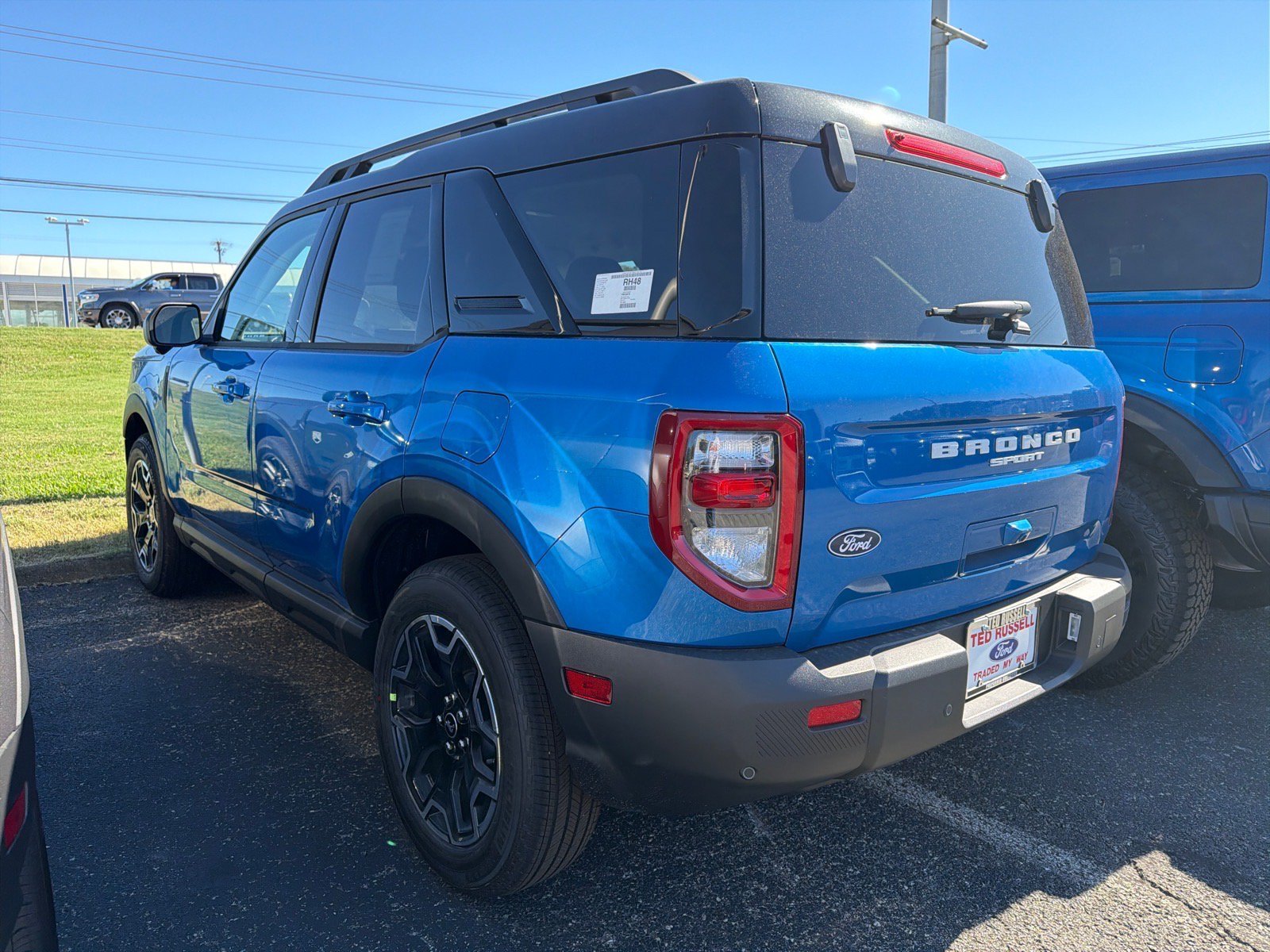 New 2026 Velocity Blue Metallic Ford Outer Banks® image 3