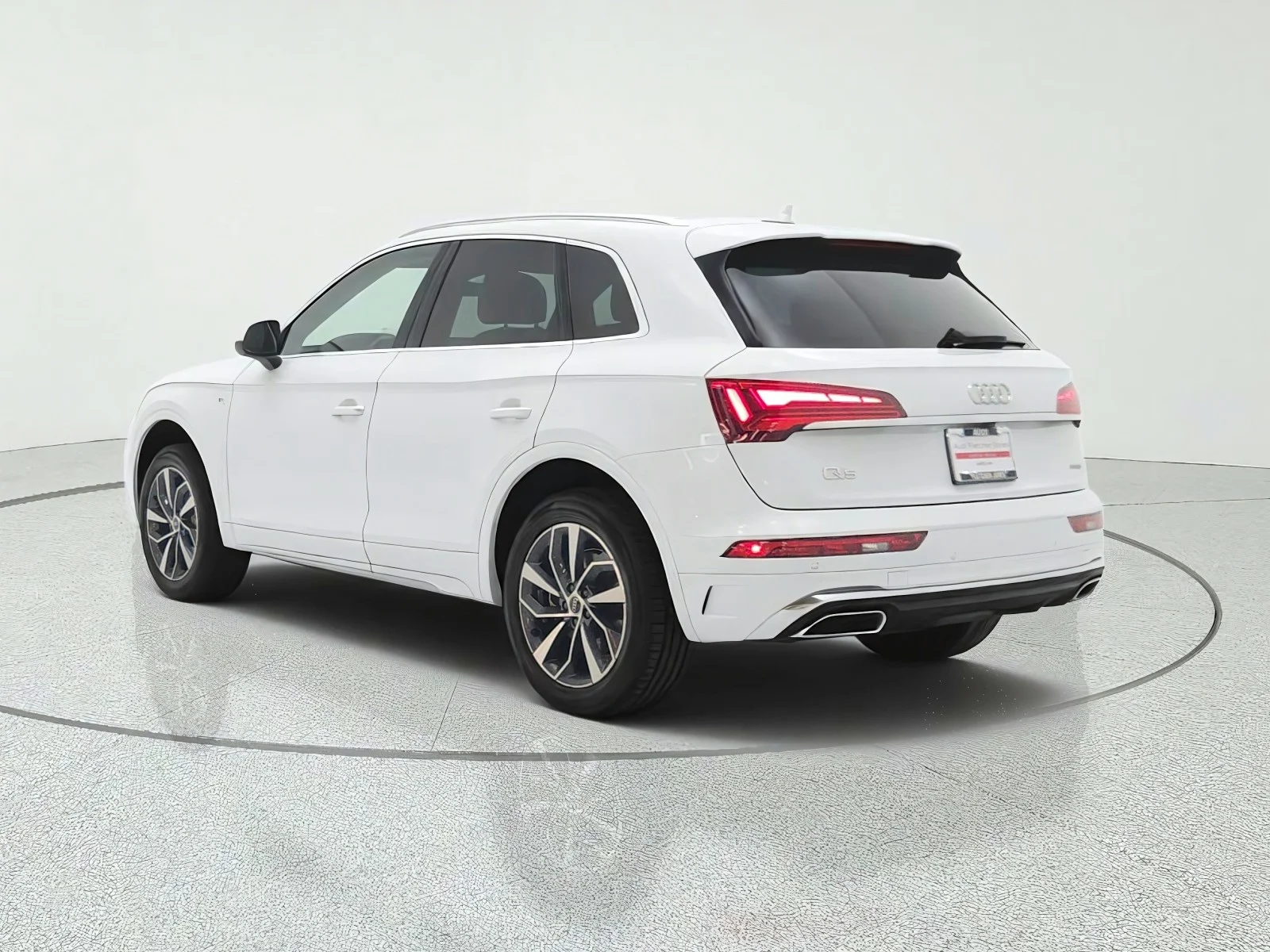 Used 2023 Glacier White Metallic Audi S line Premium image 7