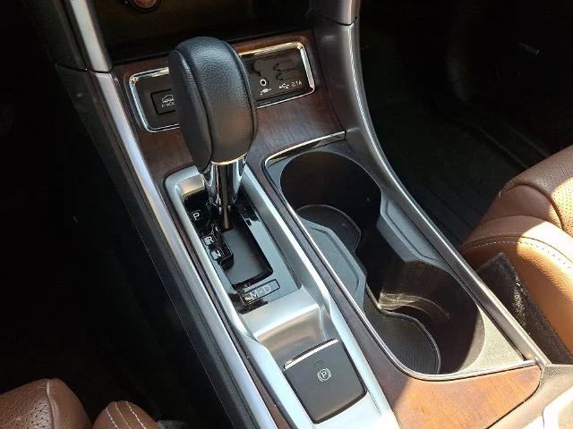 Used 2019 White Subaru Touring image 16