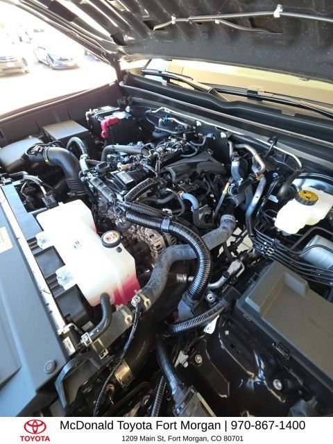 Used 2025  Toyota SR5 image 24