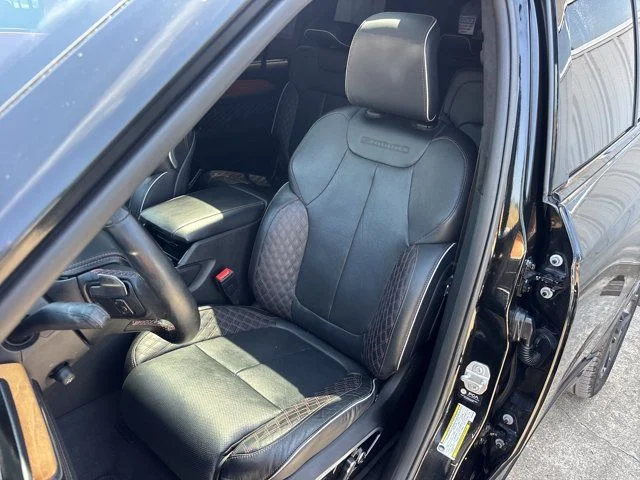 Used 2023 Black Jeep Summit image 21