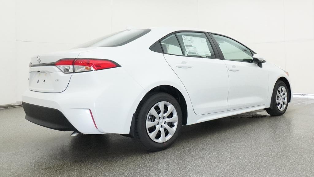 New 2026 Wind Chill Pearl Toyota LE image 4