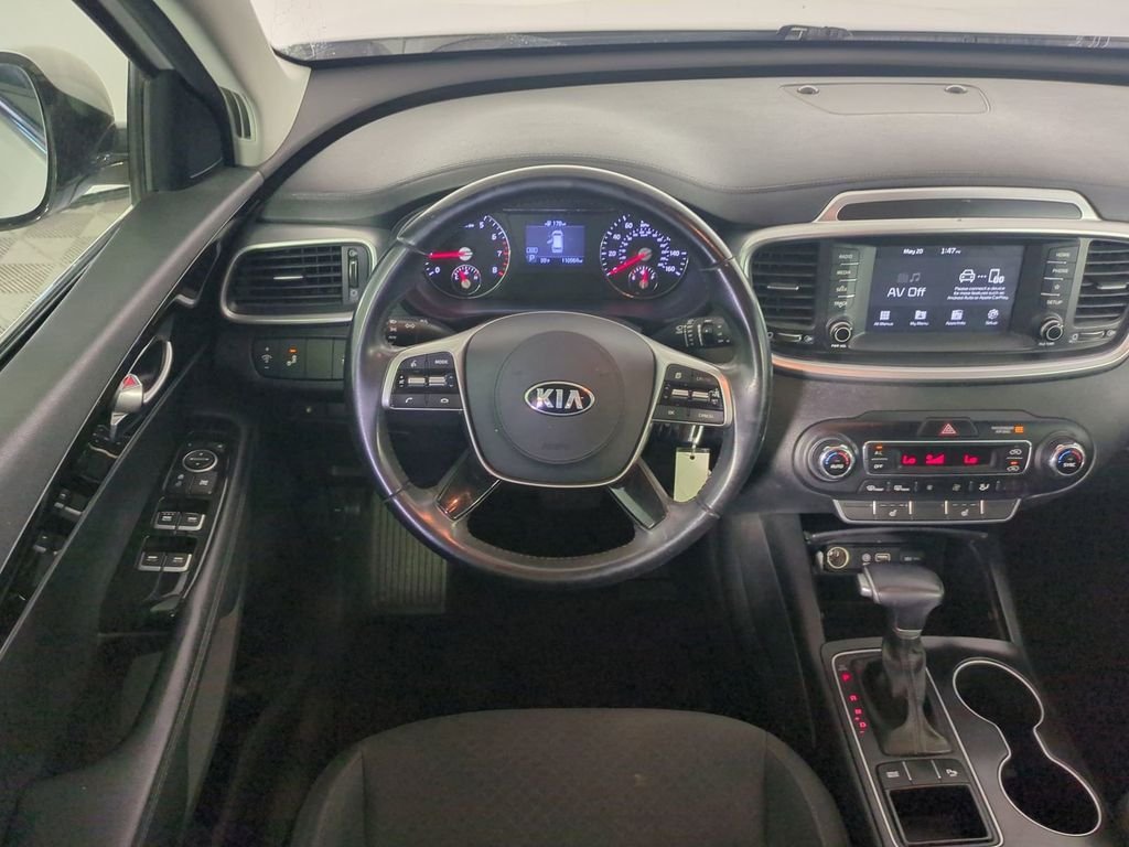 2020 Kia Sorento LX - Photo 19