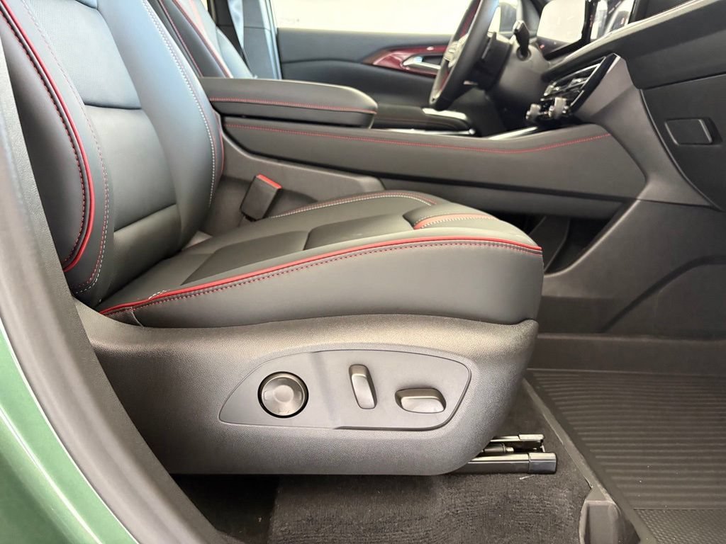 2027 Chevrolet Traverse RS - Photo 50