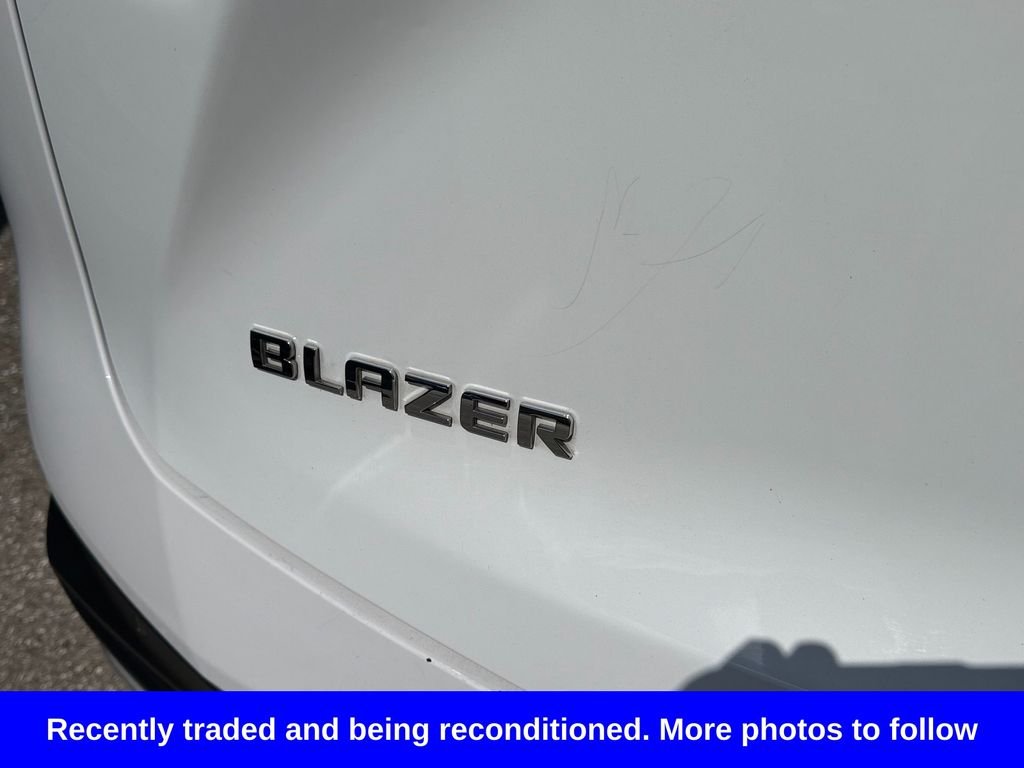 Used 2024 White Chevrolet LT image 14
