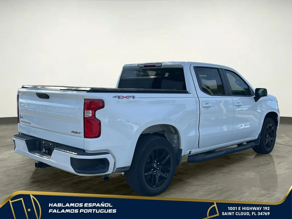 Used 2023 Summit White Chevrolet RST image 6
