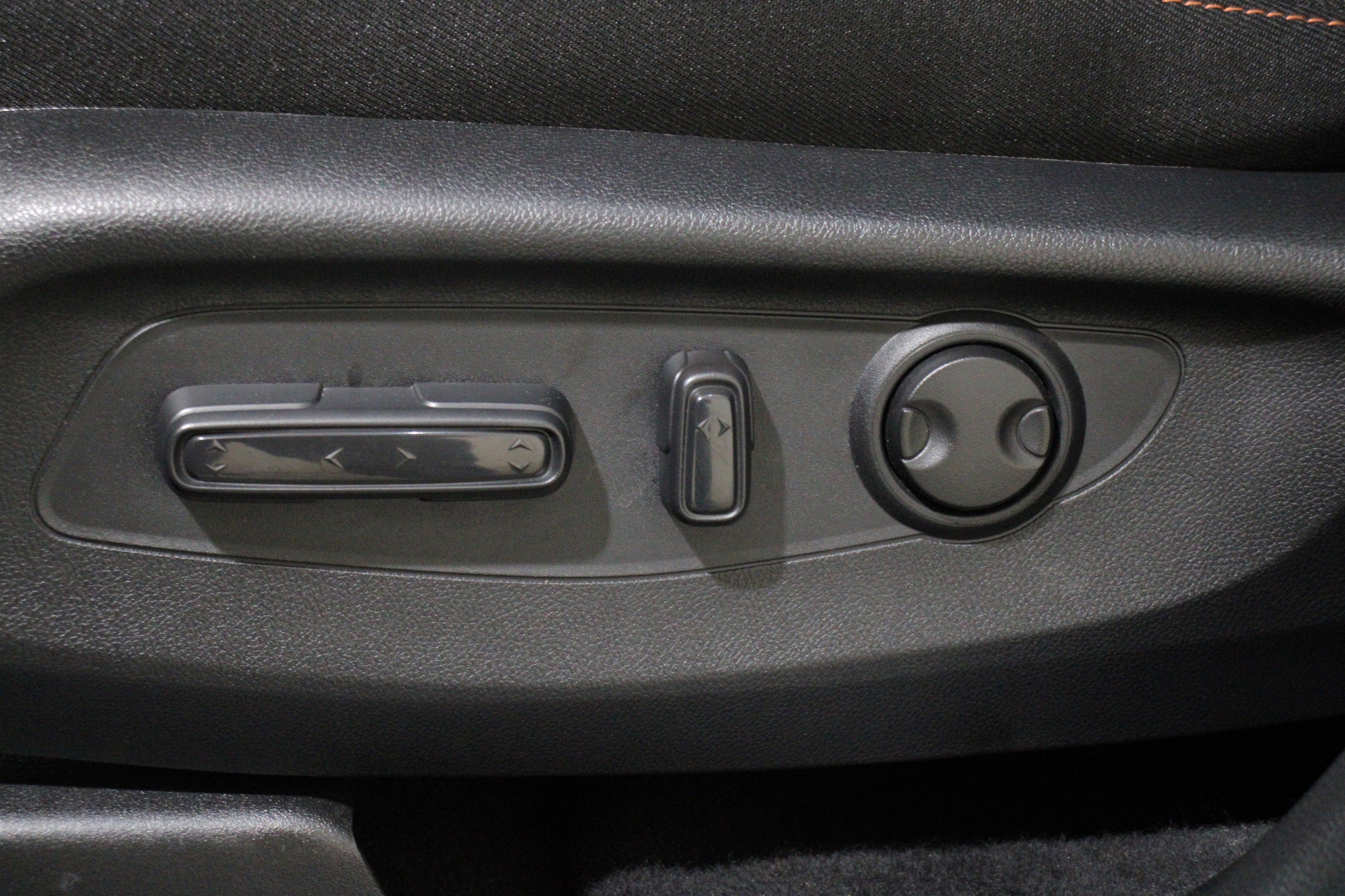 Used 2025 Urban Gray Pearl Honda Sport image 4
