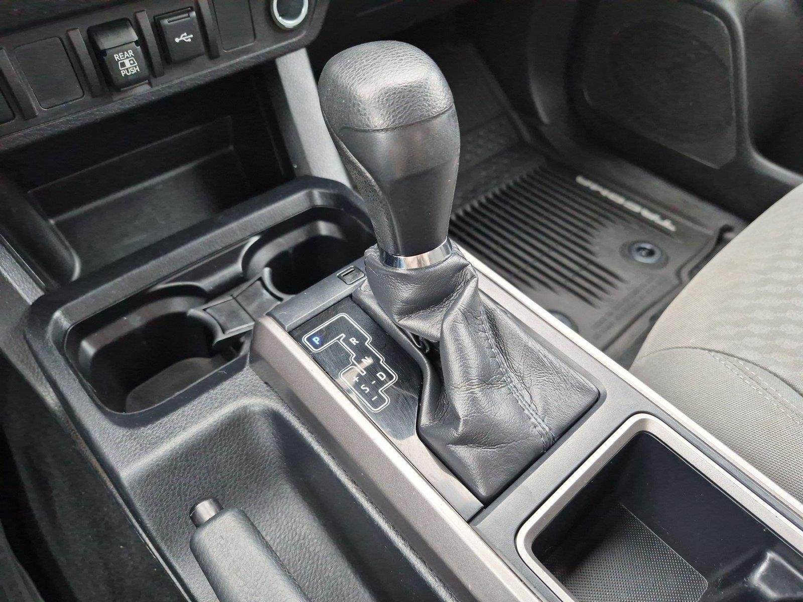 Used 2020 Silver Sky Metallic Toyota SR5 image 27
