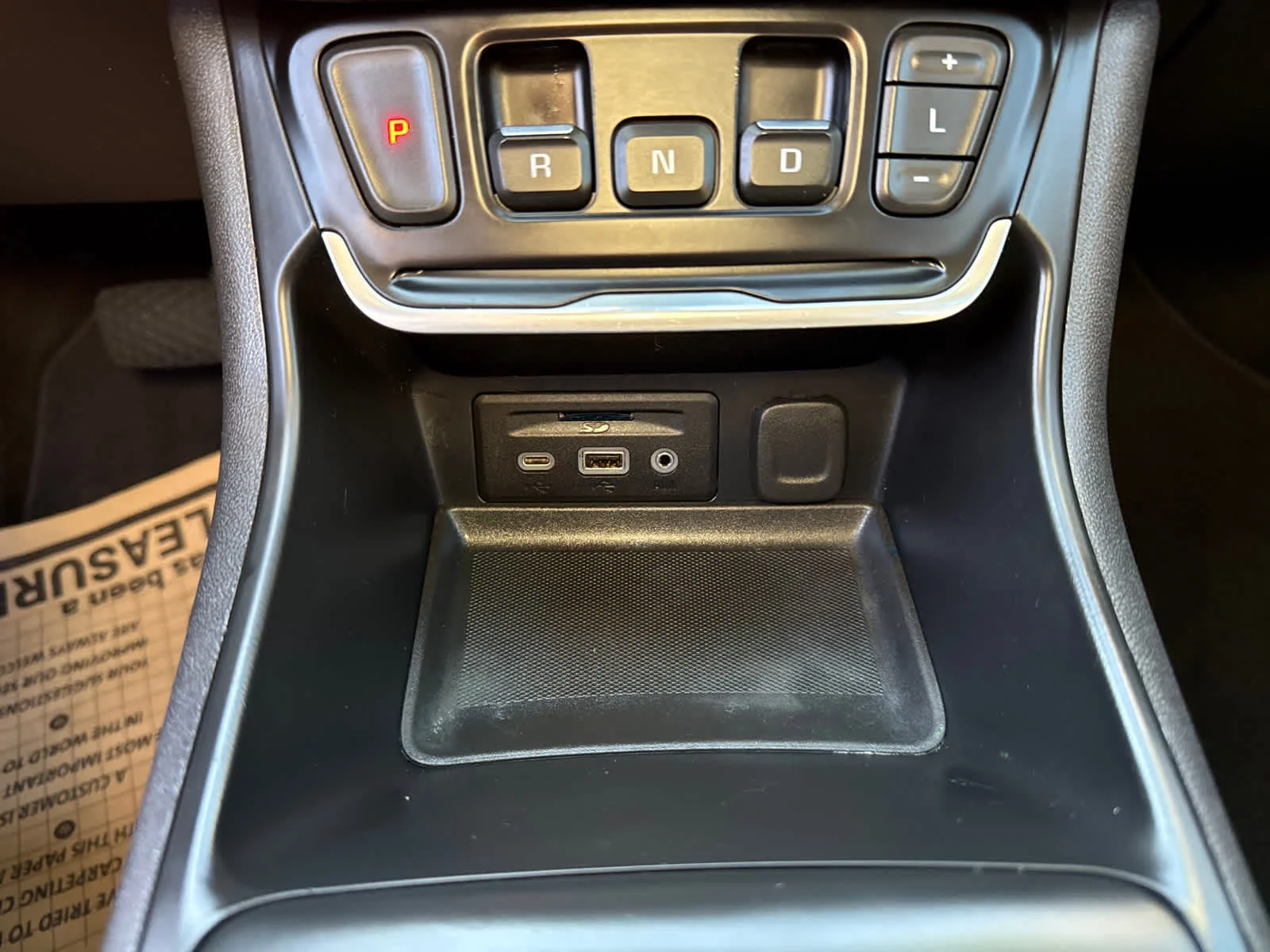 Used 2020 Satin Steel Metallic GMC SLT image 22
