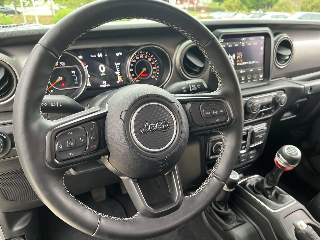 Used 2021 Sting-Gray Clearcoat Jeep Freedom image 21