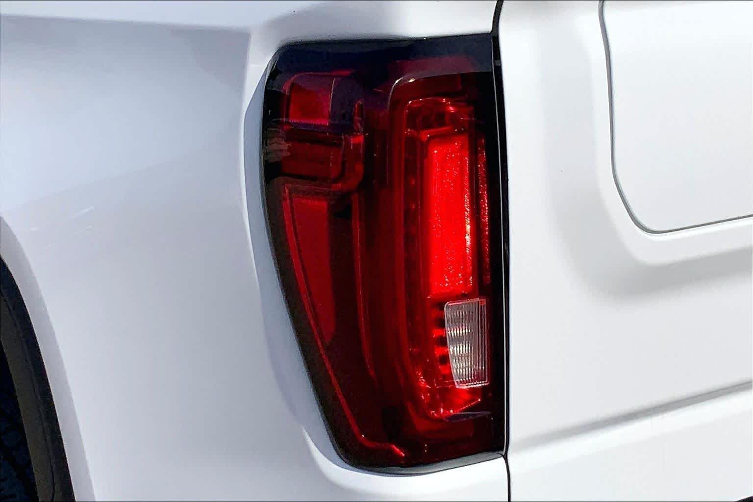 Certified Used 2021 Summit White GMC AT4 image 29
