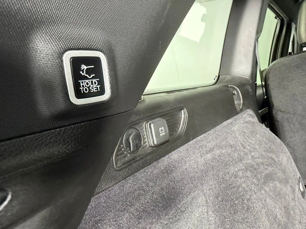 Used 2025 White Jeep Trailhawk 4xe image 23