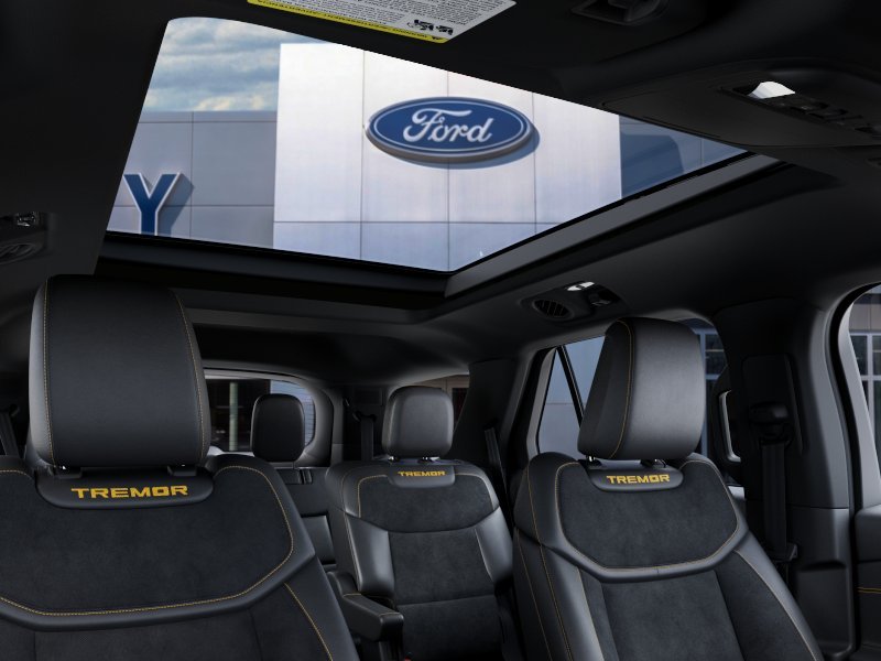 New 2027 Marsh Gray Ford Tremor® image 22