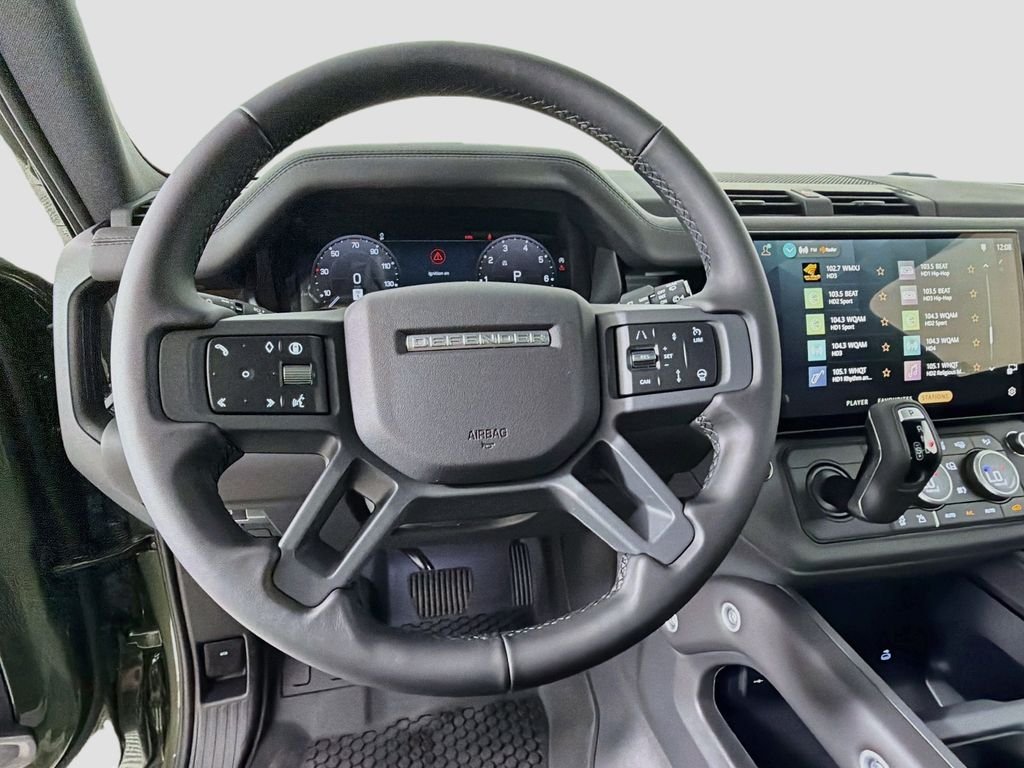 New 2026 Woolstone Green Land Rover X-Dynamic SE image 11