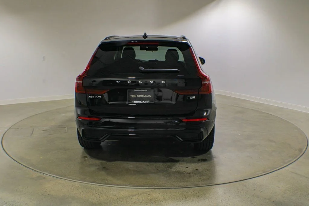 New 2026 Onyx Black Metallic Volvo T8 Ultra image 4