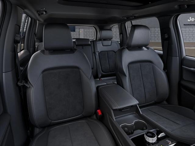 New 2026 Baltic Gray Metallic Clearcoat Jeep Laredo image 9