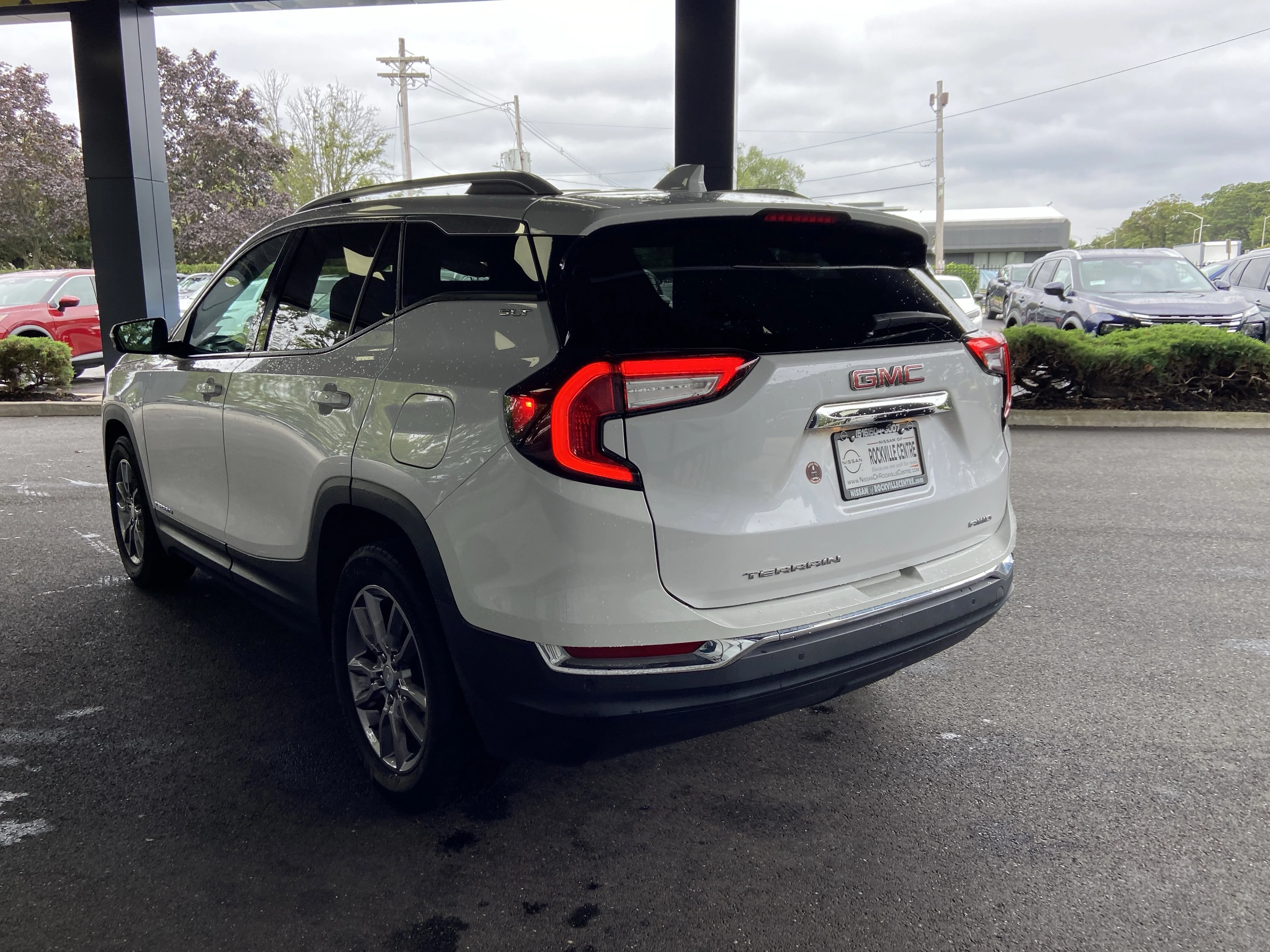 2022 GMC Terrain SLT - Photo 7