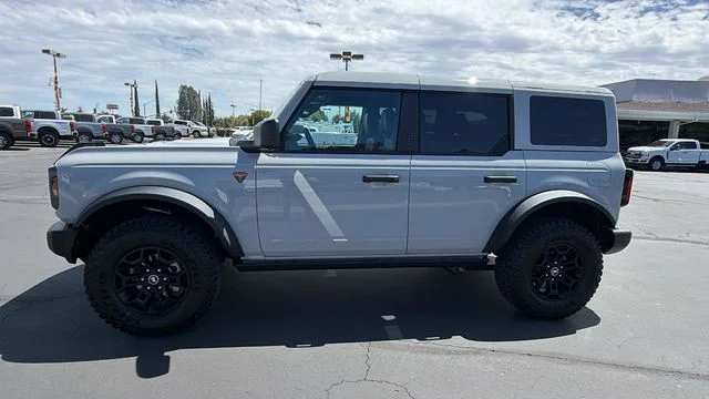 New 2026 Avalanche Gray Ford Badlands® image 7