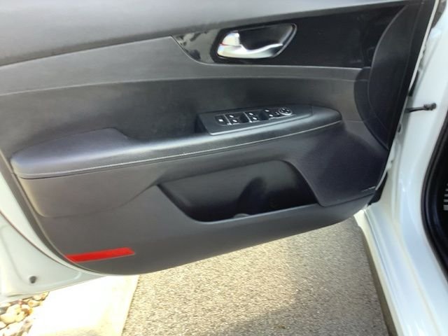 2021 Kia Forte GT-Line - Photo 13