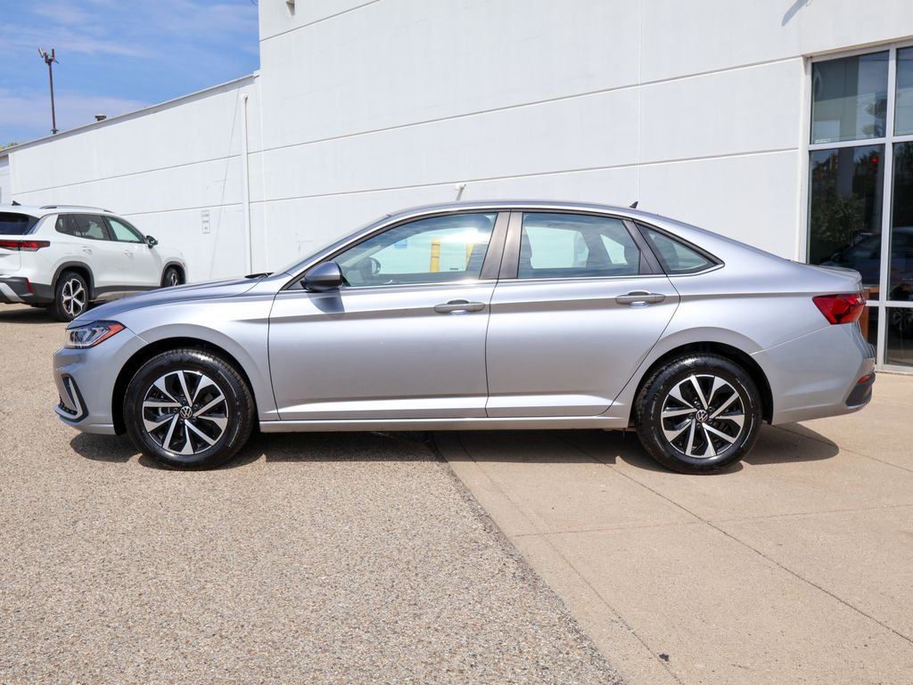 3VW5W7BU0TM006327