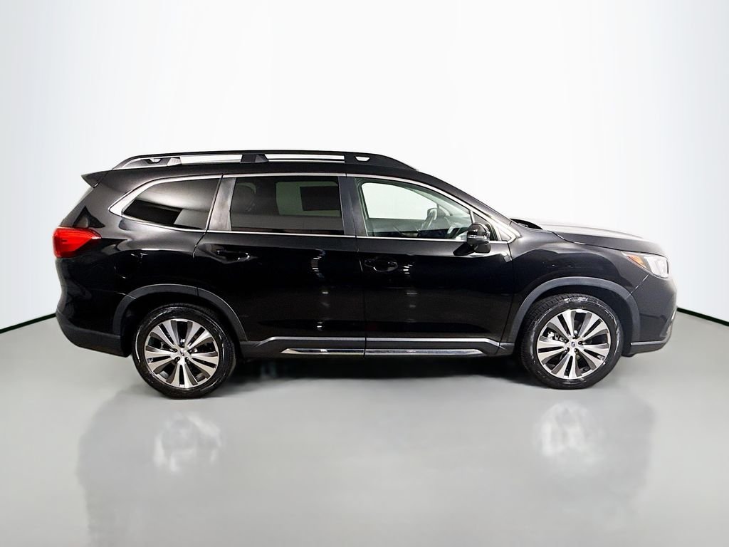 Used 2022 Crystal Black Silica Subaru Limited image 8