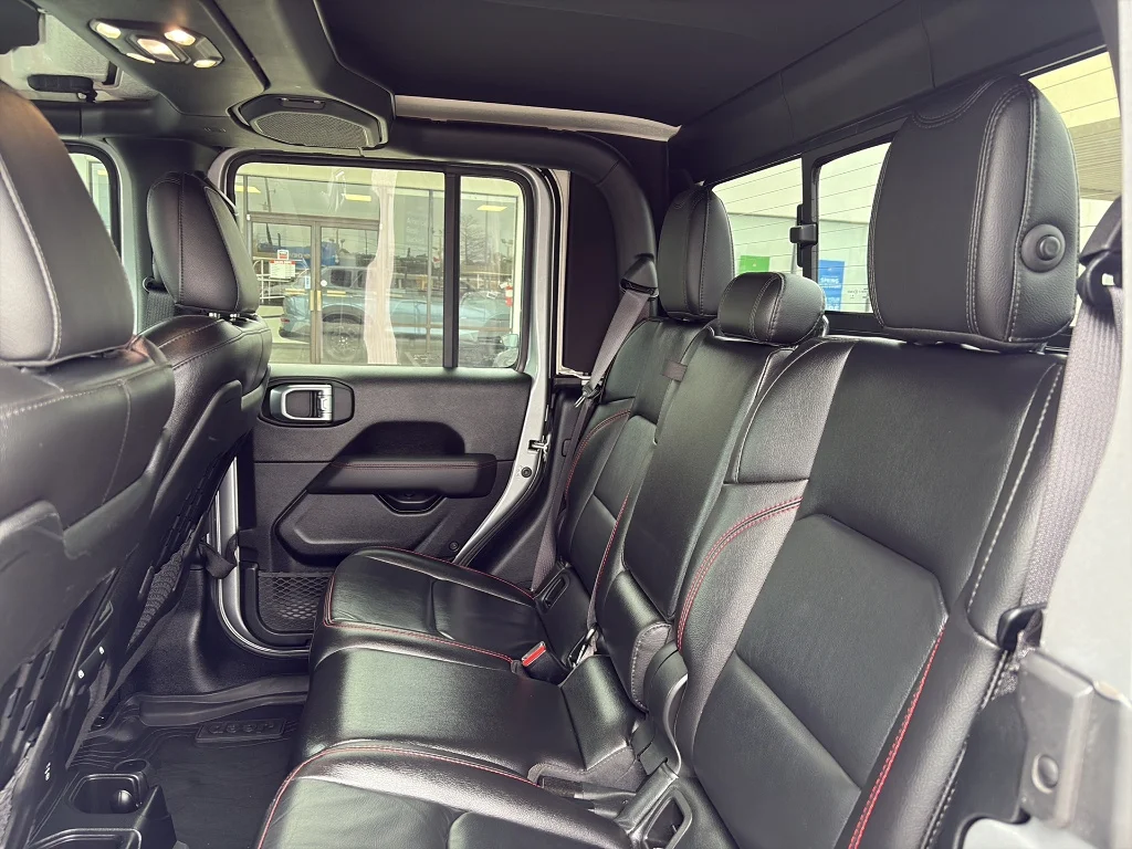 2021 Jeep Gladiator Rubicon - Photo 11
