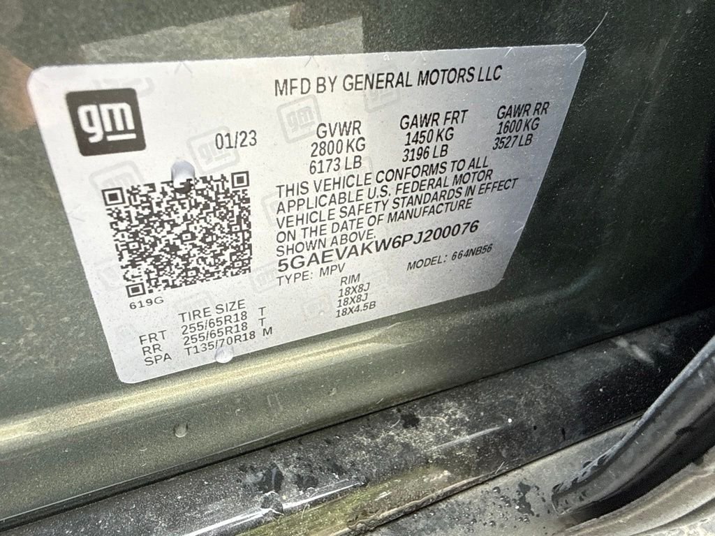 Used 2023 Green Buick Essence image 10