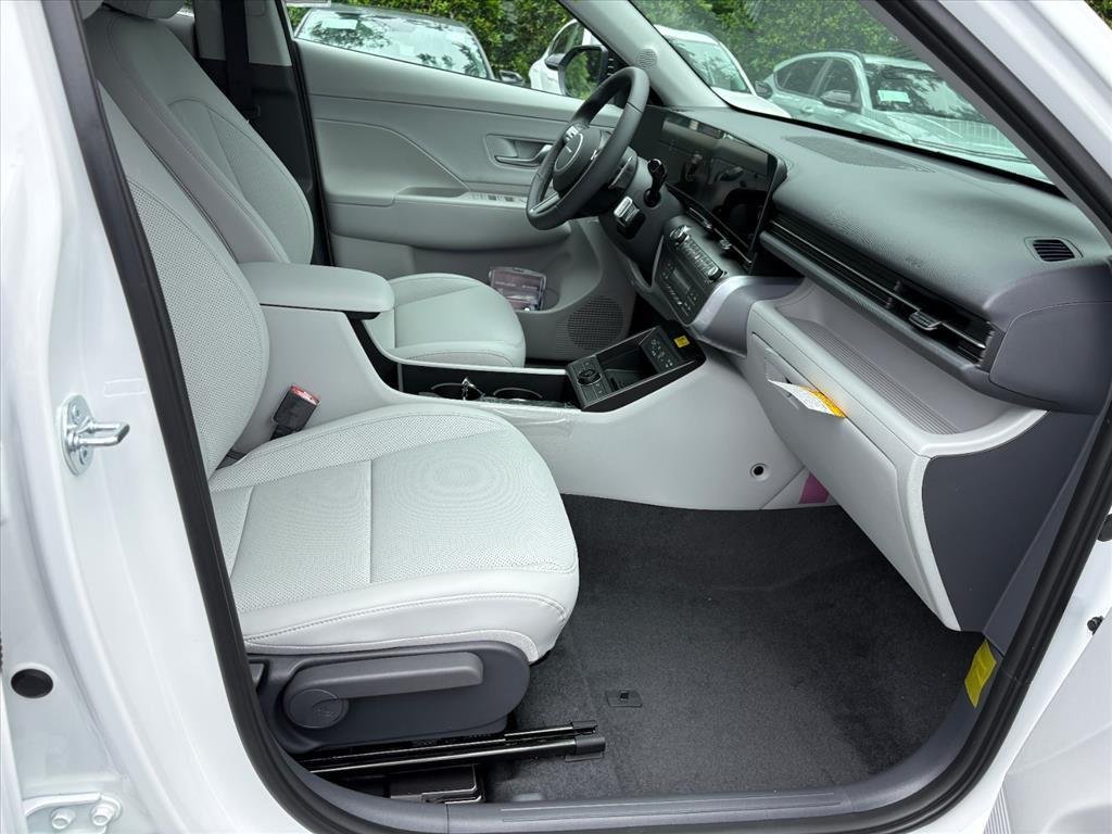 New 2026 Atlas White Saw Hyundai SEL Premium image 27