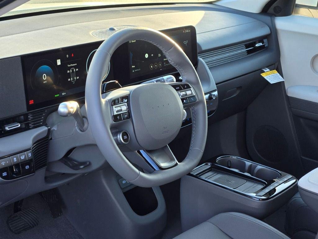 New 2025 White Hyundai SEL image 26