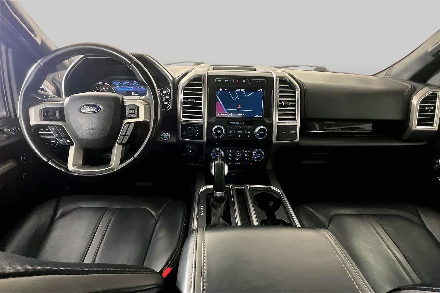 Used 2017 White Platinum Metallic Tri-Coat Ford Platinum image 14