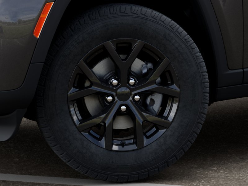 New 2026 Baltic Gray Metallic Clear-Coat Exterior Paint Jeep Laredo Altitude image 21