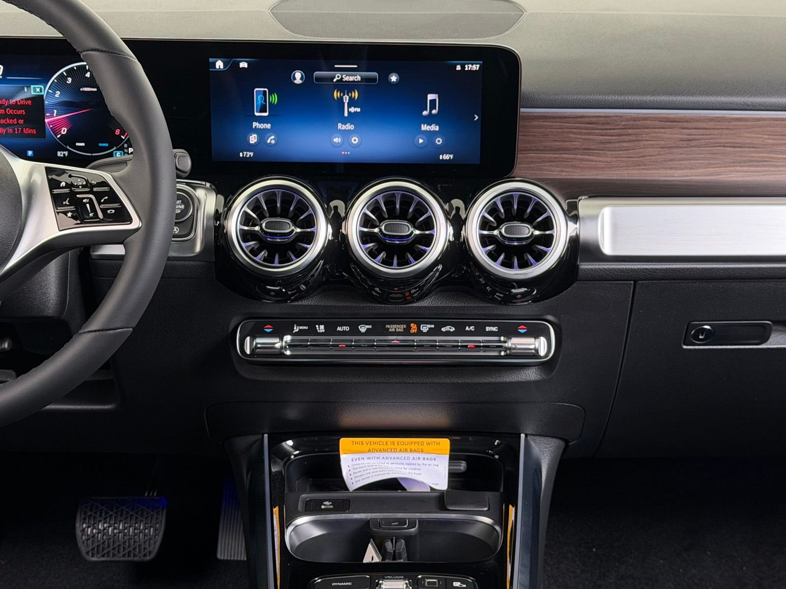 Used 2026 Silver Mercedes-Benz GLB 250 image 9