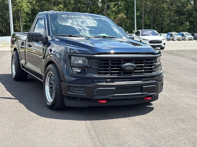 Used 2025 Blue Ford XL image 1