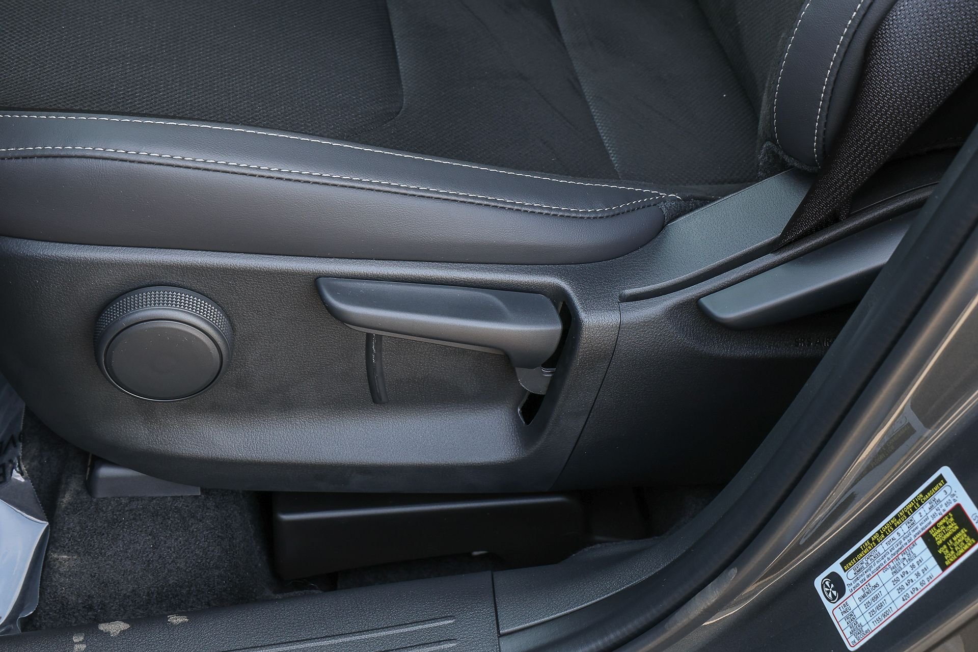New 2026 Machine Gray Metallic Mazda 2.5 S Select AWD image 10