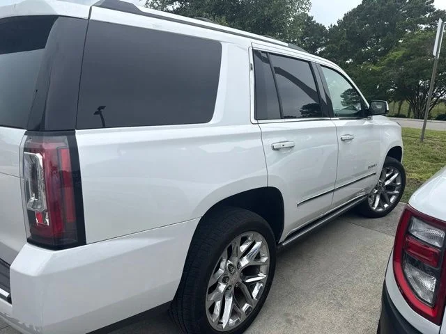 Used 2020 White GMC Denali image 3
