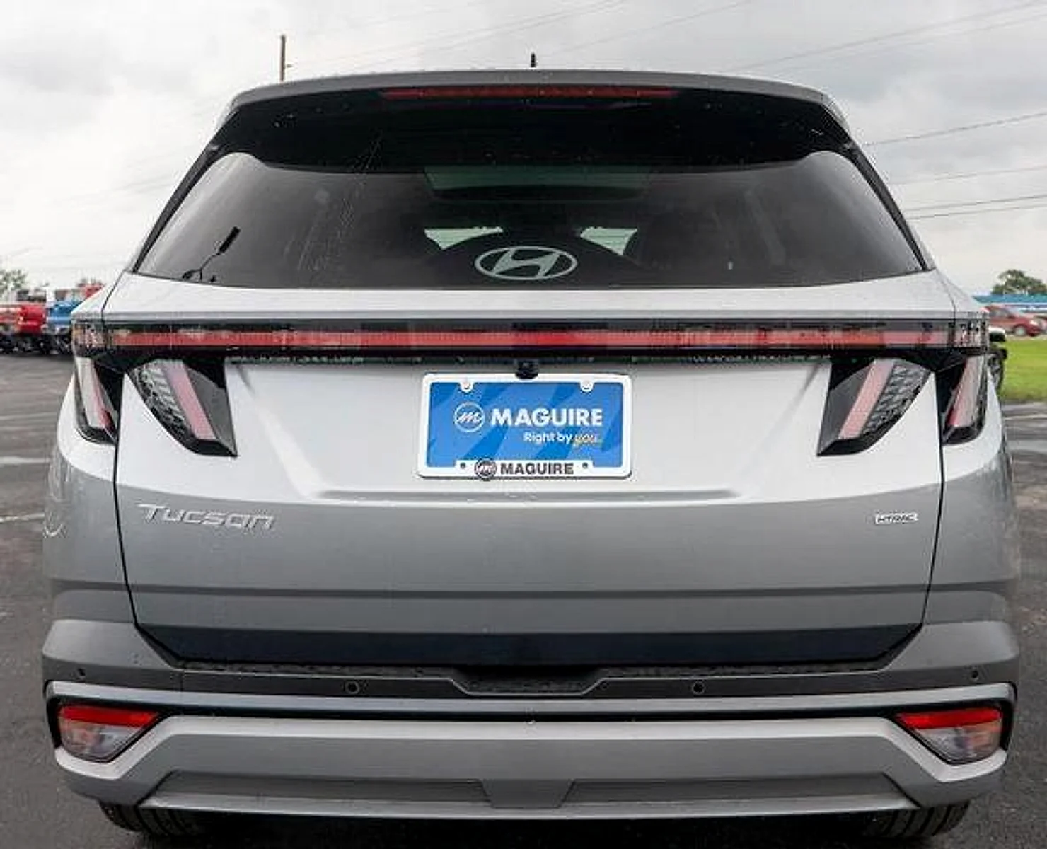Used 2025 Shimmering Silver Hyundai Limited image 7