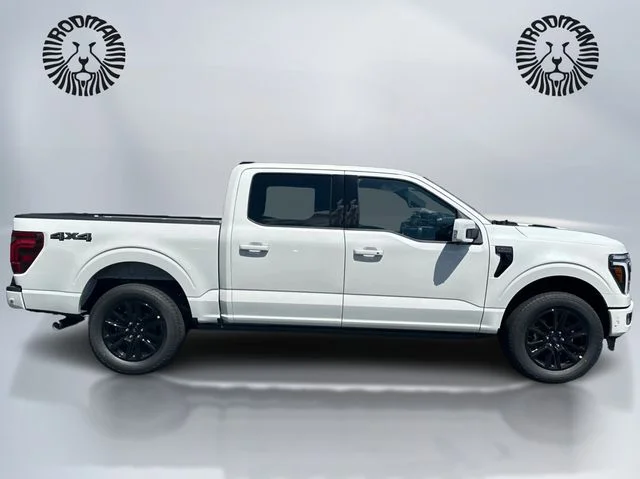 New 2026 Star White Metallic Tri-Coat Ford Platinum® image 4