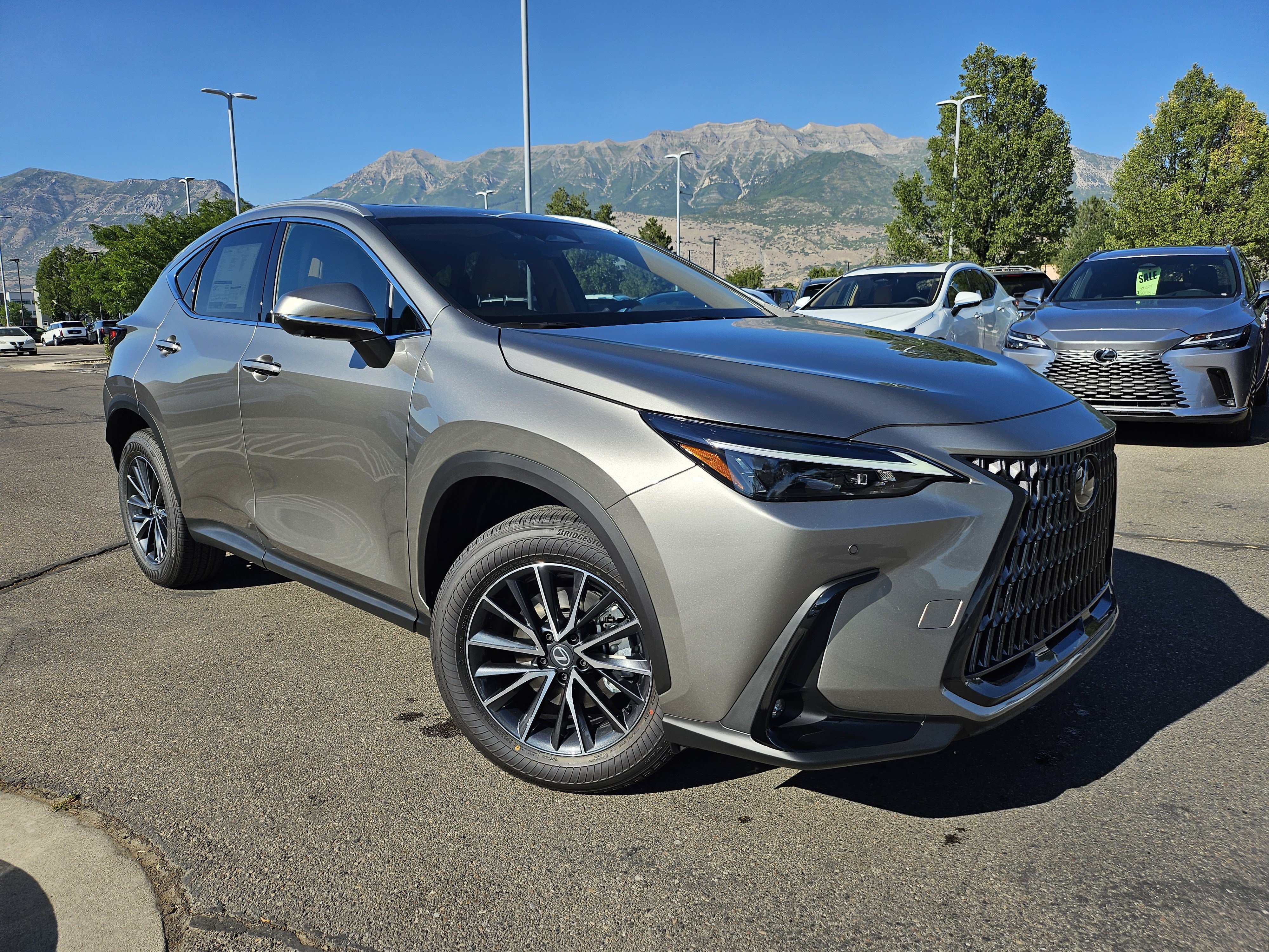 New 2026 Atomic Silver Lexus PREMIUM image 3
