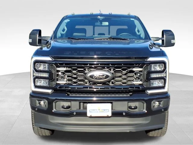 Used 2025 Black Ford Lariat image 14