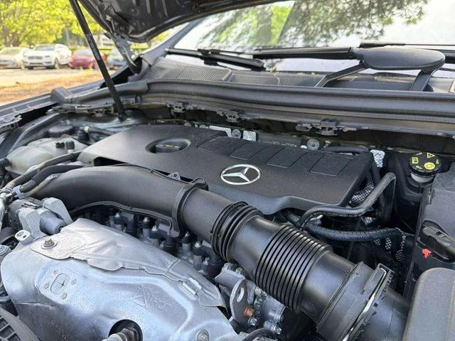 Used 2023  Mercedes-Benz GLA 250 image 28