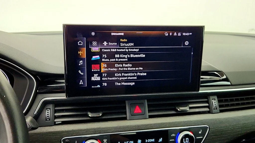 Used 2023 Mythos Black Metallic/Black Roof Audi S line Premium Plus 45 TFSI quattro w/ Nav. Pkg, B&O & Top View image 21