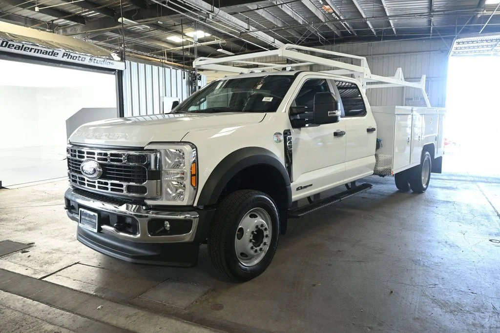 New 2026 Oxford White Ford XL image 4