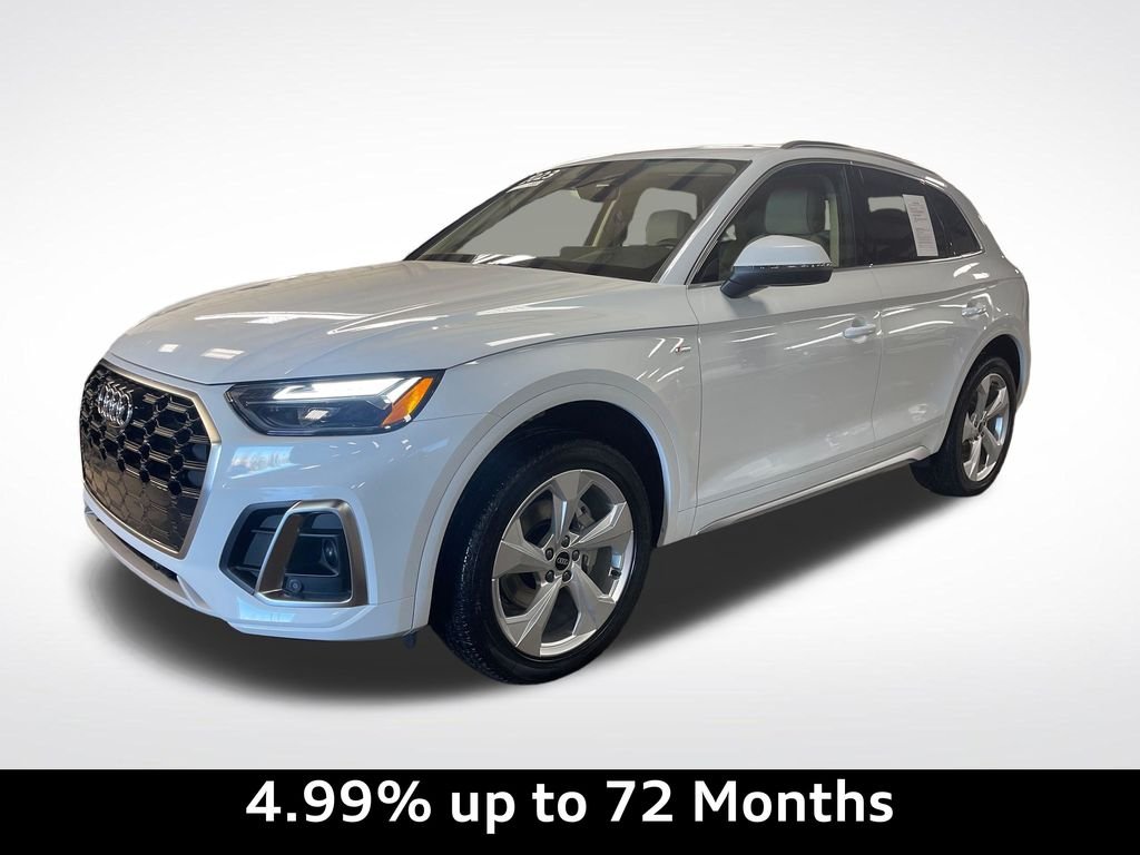 2023 Audi Q5 45 Premium Plus's photo