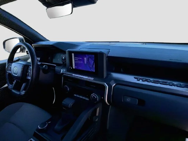 Certified Used 2024  Toyota SR5 image 31